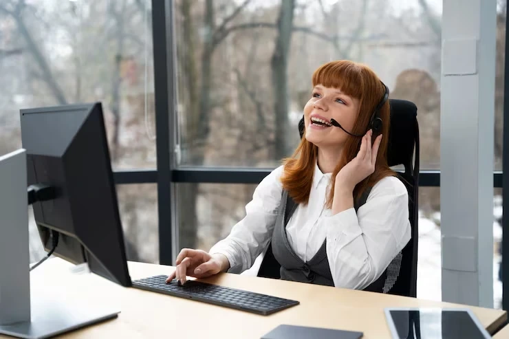 Support agent assisting tenant on phone call