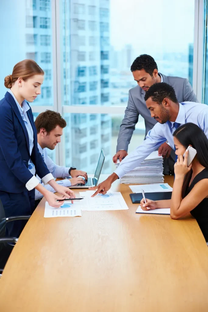 Regular Updates & Communication